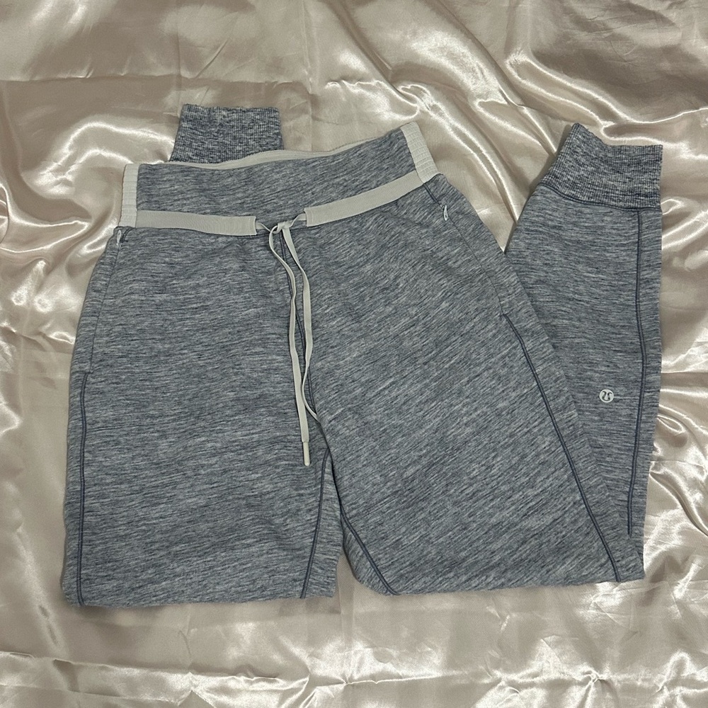 Lululemon joggers